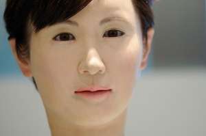 İnsansı robot Aiko Chihira işe başladı